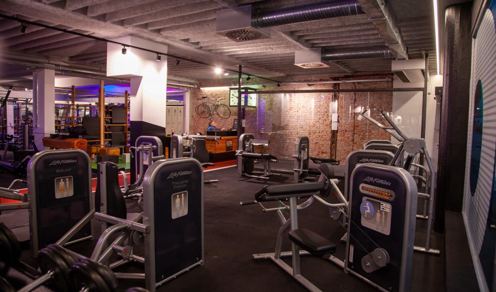 Gym image-Move Factory Gym West
