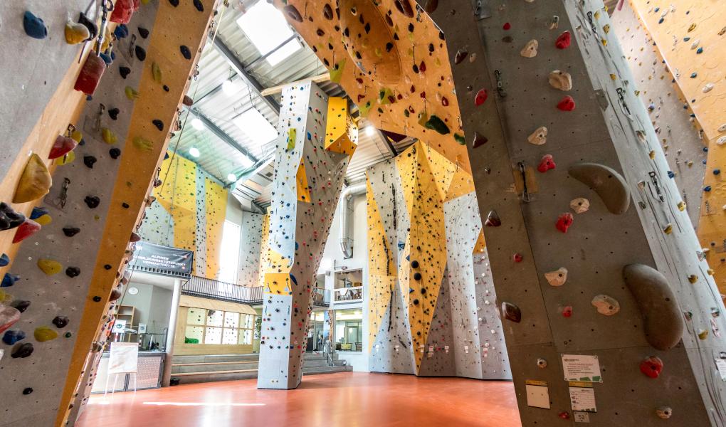 Gym image-Kletter- und Boulderzentrum DAV Würzburg