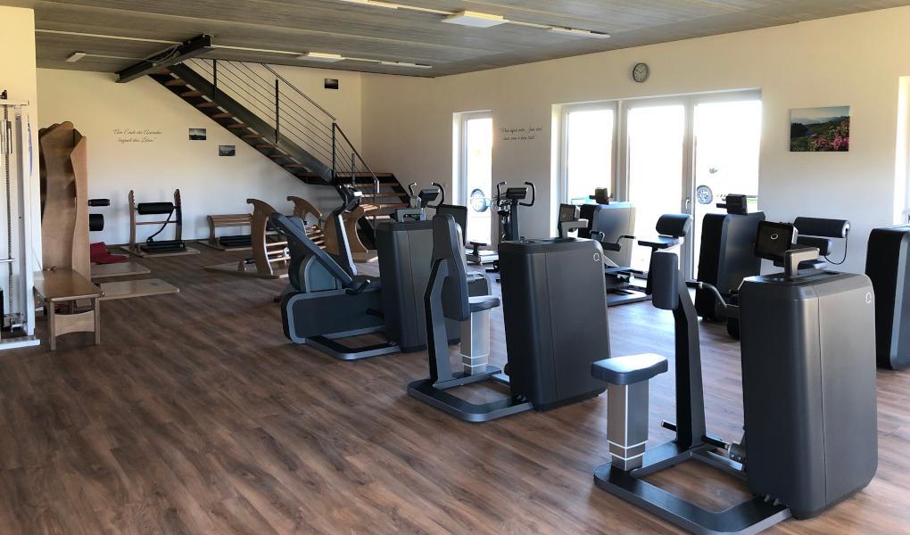 Gym image-Fitnessstudio im Gesundheitszentrum mit Weitblick